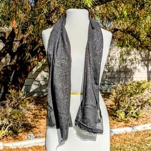 Rampage Clothing Silver Shiny Cheetah Print Long 54"L x 23"W Neck Scarf Wrap EUC